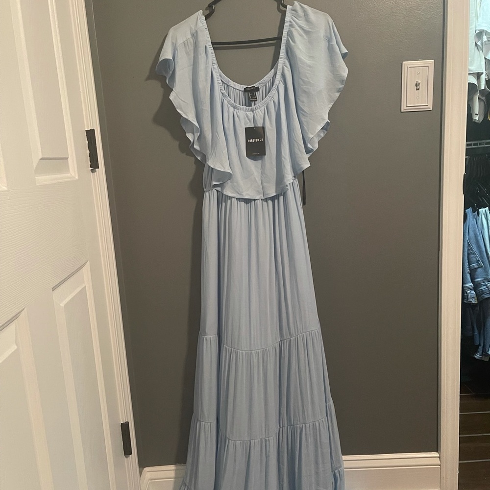 Off shoulder maxi dress